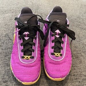 Nike LeBron XX SE Sneakers